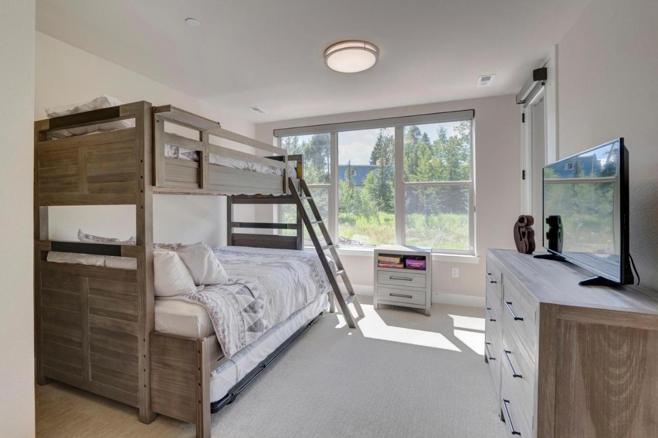 New Luxury Chalet #135 With Hot Tub & Great Views - 500 Dollars Of Free Activities & Equipment Rentals Daily Winter Park Exterior photo